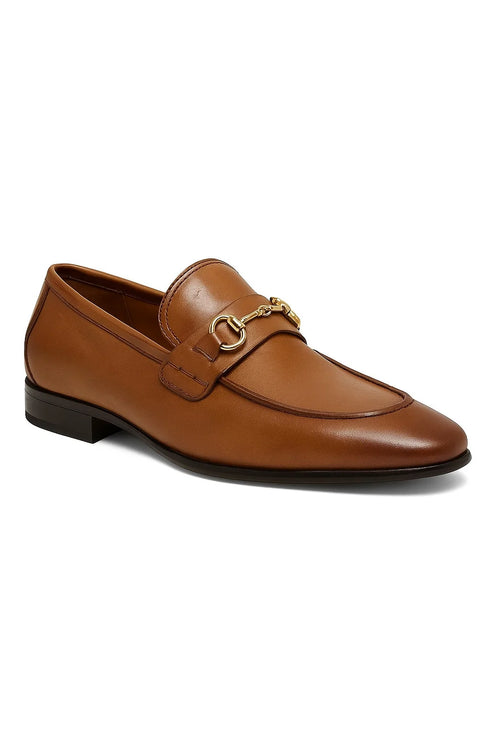 Beveled Squared Toe Loafer