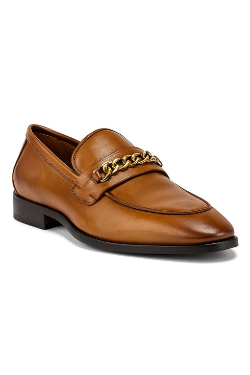 Beveled Squared Toe Loafer