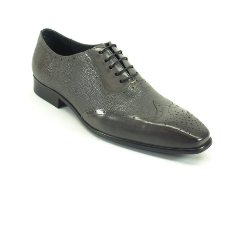 Mens Carrucci Caviar Leather Wingtip Dress Shoe in Whisky