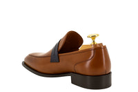 Carrucci Mens Penny Loafer in Contrast Strap