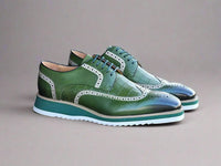 Gorgeous Lace-Up Oxford Carrucci