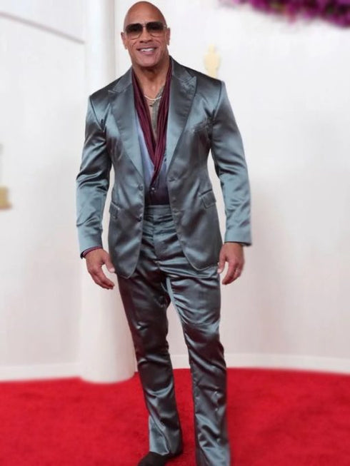 Oscar 2024 Dwayne Johnson Metallic Suit