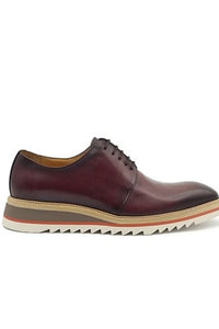 Carrucci Laceless Loafer with Contrast color lightweight sole