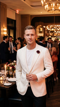 Men’s 007 James Bond White Tuxedo Jacket, Classic Ivory Formal Dinner Jacket for Weddings, Prom and Costume Parties