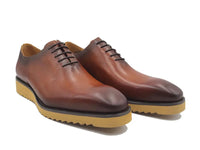 Carrucci Signature Wholecut Oxford With Lightweight Sole