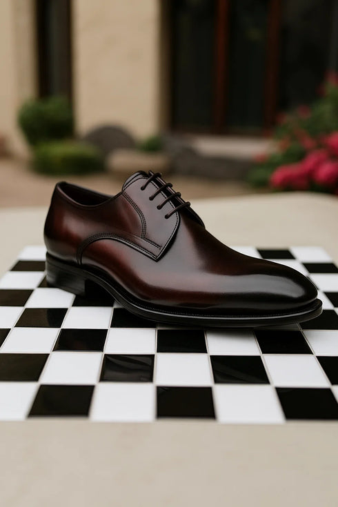 Signature Burnished Lace-up Derby