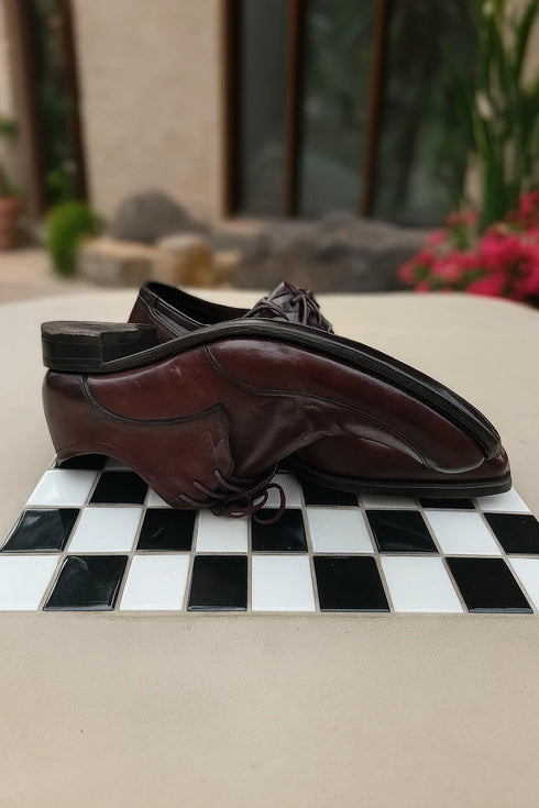 Signature Burnished Lace-up Derby