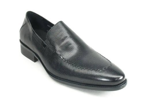 Textured Leather Loafer Carrucci