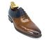 Two Tone Leather Lace-up Oxford Carrucci