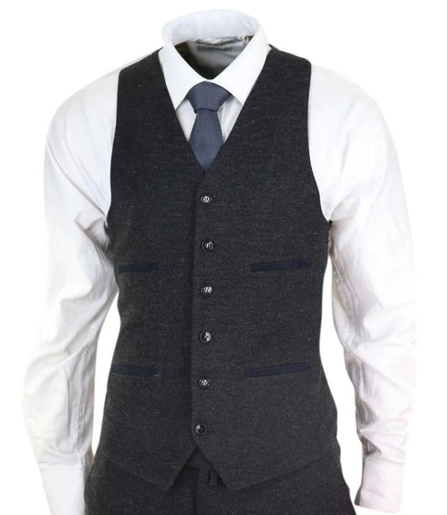 Mens Black 1920s Vintage Suit – Classic Peaky Blinders Inspired Style
