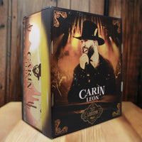 Texana Carin Leon Oficial Color Hueso con Pluma de Plata