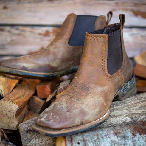 Booker Ultra Western Boot - Distressed Tan