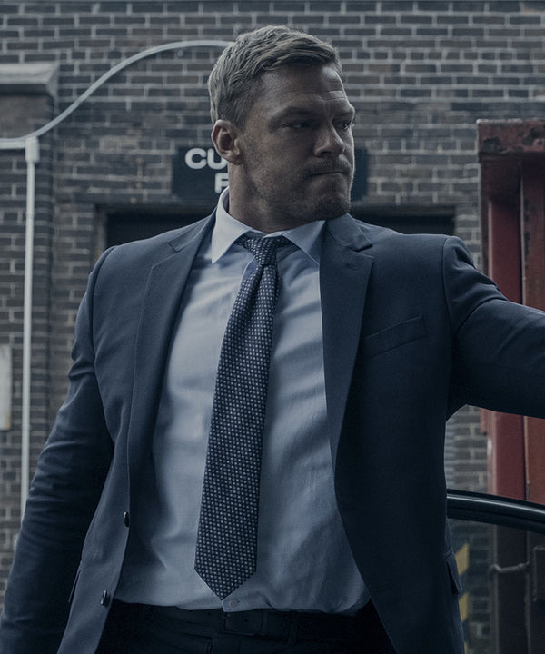 Reacher S02 Alan Ritchson Grey Suit