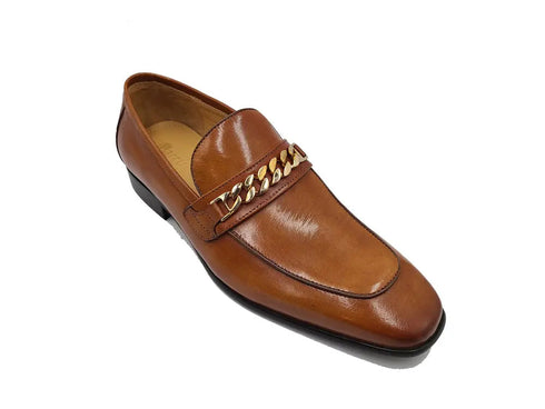 Beveled Squared Toe Loafer