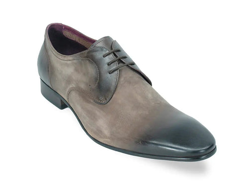 Lace-up Oxford Carrucci