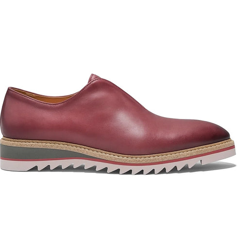 Laceless Loafer with Contrast color lightweight sole