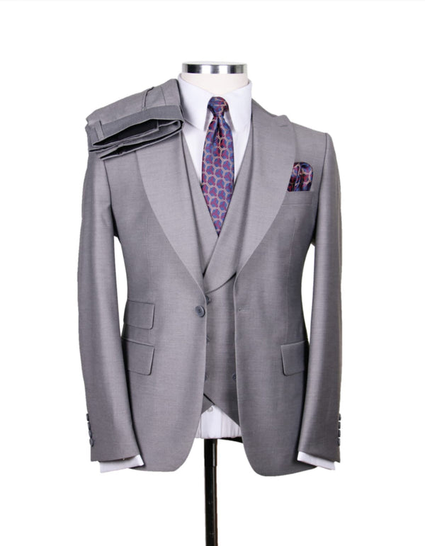 Great Gatsby Suit - Double breasted Vest - Big Peak Lapel Vintage Suit No Pleated Pants in color Gray