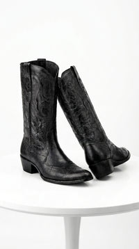 Los Altos Men’s Black Elephant Print Cowboy Boots, Oval Toe Exotic Western Dress Boots