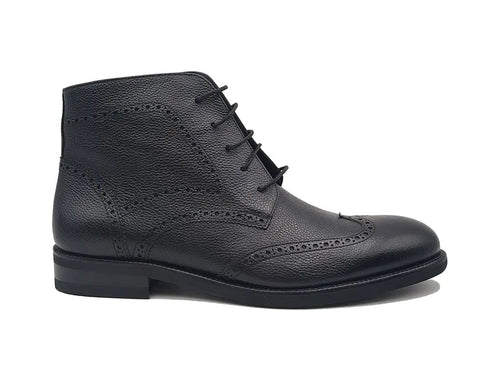 Pebble Leather lace-up boot with lightweight sole