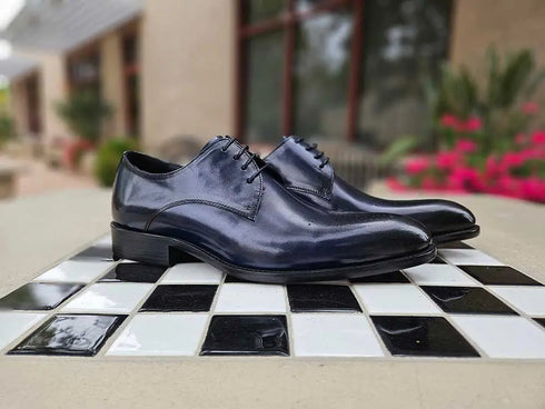 Signature Burnished Lace-up Derby Carrucci