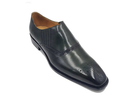 Slip-on Loafer with medallion