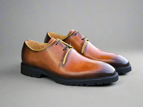 Whole Cut Derby With Lug Sole Carrucci