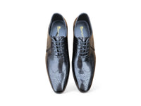 Carrucci Whole Cut Oxford with Medallions