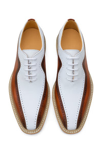 Carrucci Stylish Two-Tone Brogue Oxford